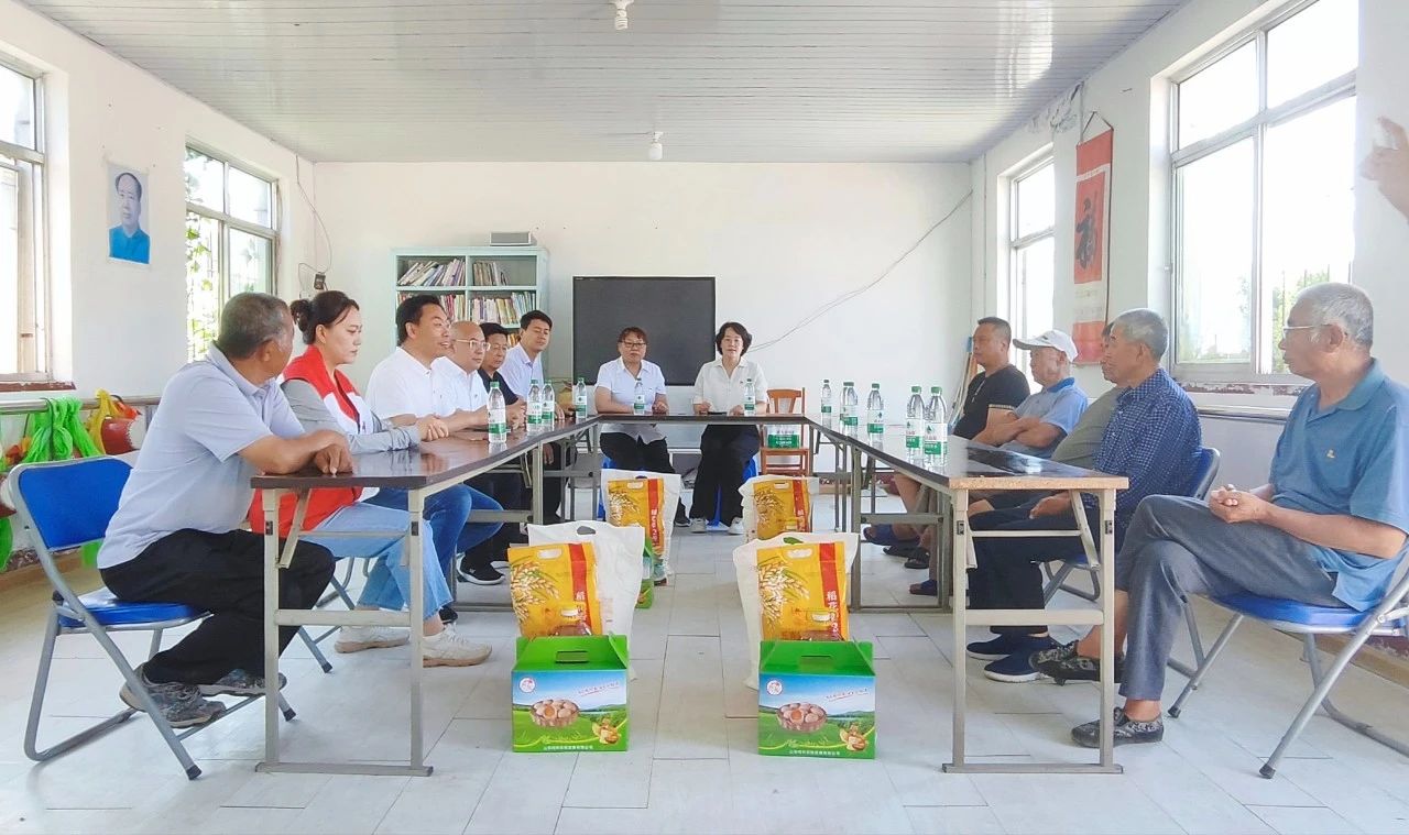 傳承紅色基因 賡續(xù)革命精神|鳴環(huán)黨支部開展主題黨日活動